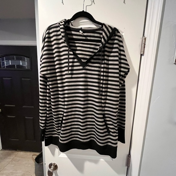 Striped Black and White Women's Sweater - Picture 1 of 8